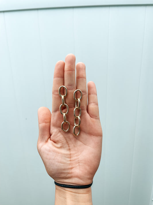 Chain Link Studs